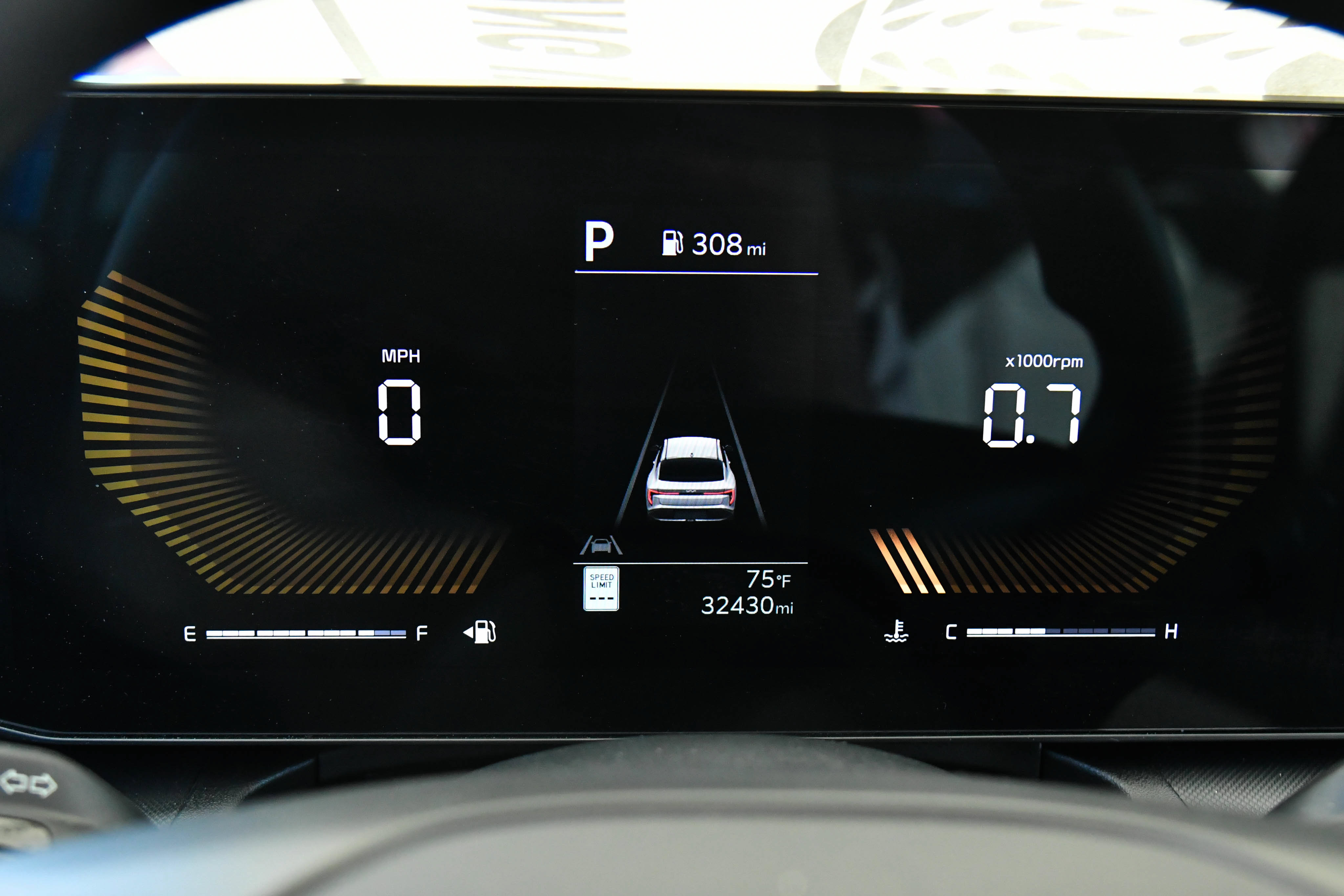 Used 2025 Kia K4 FWD image 30