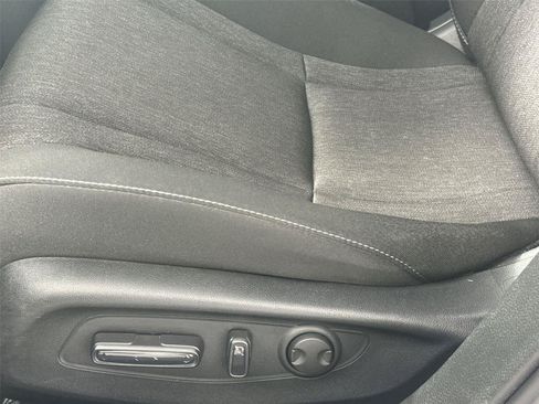 Used 2023 Honda Accord EX image 12