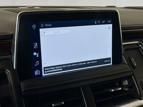 Used 2023 Chevrolet Suburban Premier image 14