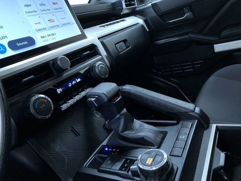 Used 2024 Toyota Tacoma TRD Off-Road image 24