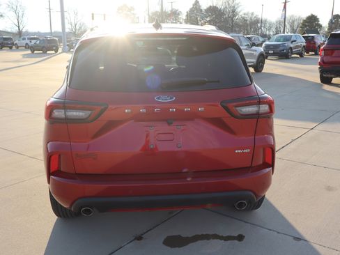 Used 2024 Ford Escape ST-Line w/ Tech Pack #1 image 6