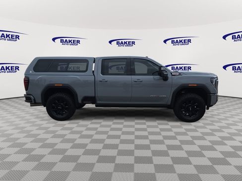 Used 2025 GMC Sierra 2500 AT4 w/ AT4 Premium Plus Package AWD/4WD image 4