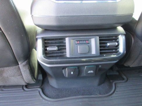 Used 2023 Ford F150 Lariat w/ Equipment Group 502A High image 27