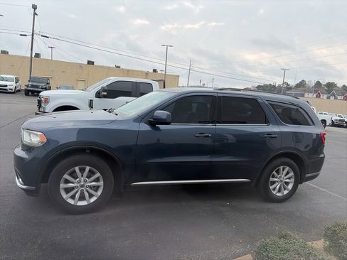 Used 2020 Dodge Durango SXT image 4