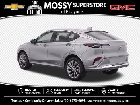 Used 2024 Buick Envista Avenir FWD image 3