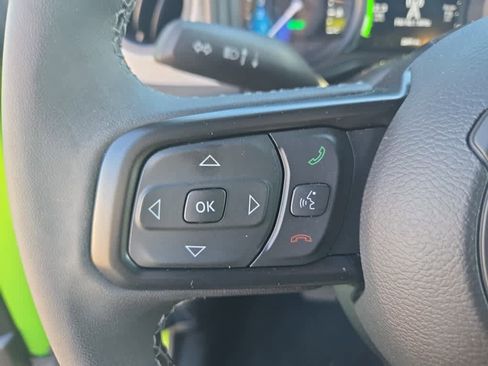 Used 2025 Jeep Wrangler Sport S image 13