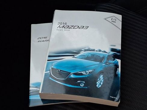 Used 2016 MAZDA MAZDA3 i Touring image 27