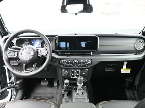 New 2026 Jeep Gladiator Sport AWD/4WD image 16