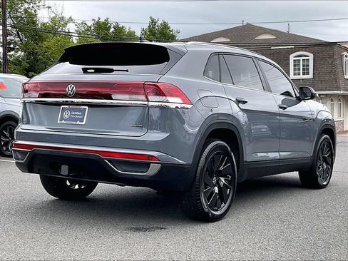 Used 2024 Volkswagen Atlas Cross Sport SE AWD/4WD image 8
