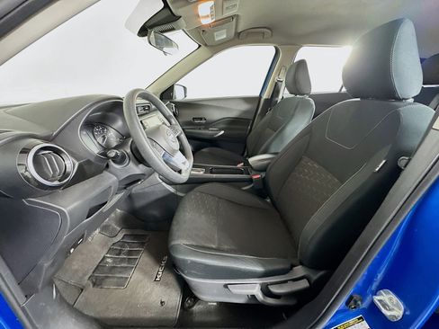 Used 2024 Nissan Kicks SV image 13