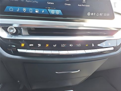 New 2024 Cadillac Lyriq Luxury image 13