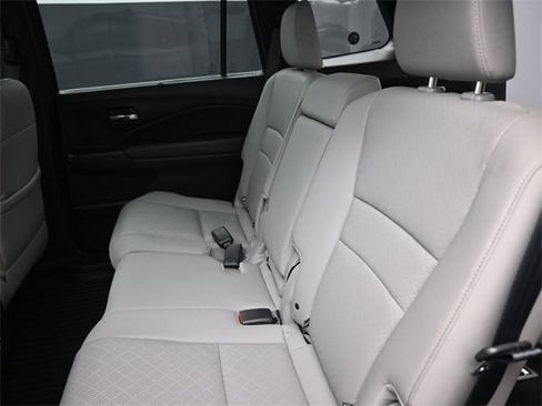 Used 2019 Honda Passport Elite image 14