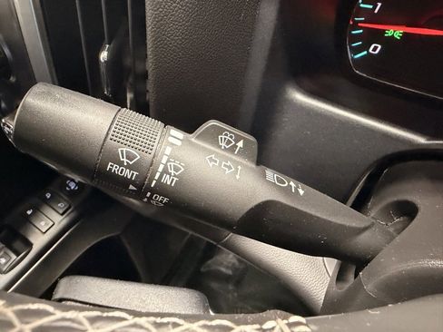 Used 2015 Chevrolet Silverado 1500 LT w/ Custom Sport Edition image 33