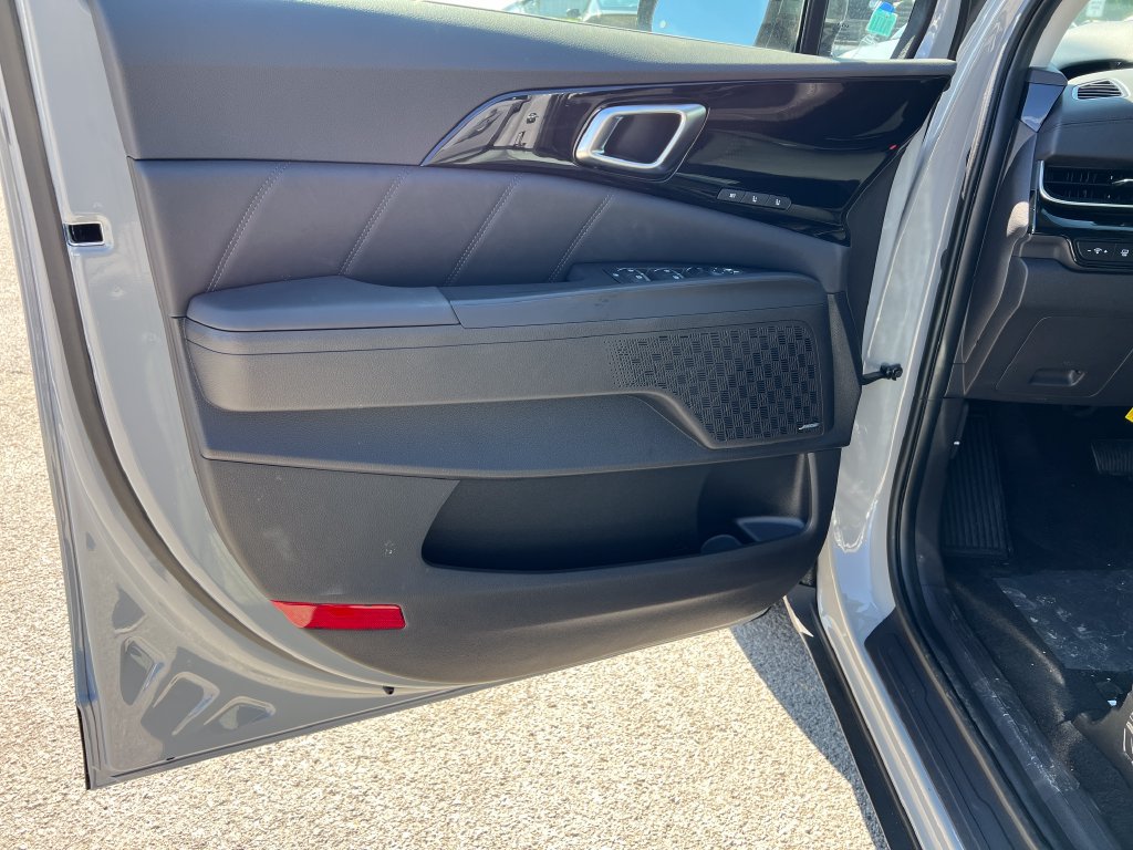 New 2027 Kia Carnival SX Prestige FWD image 12