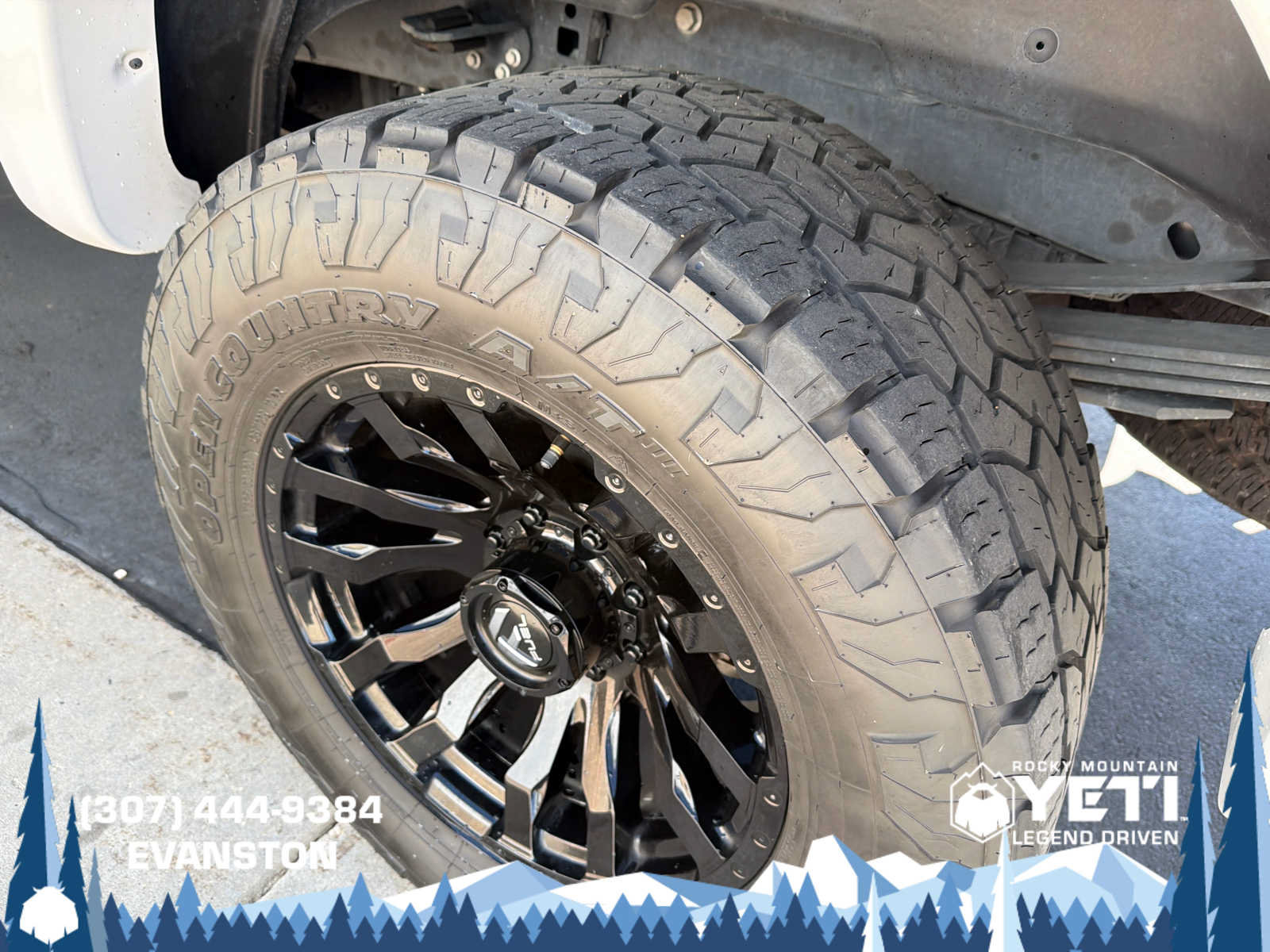 Used 2025 Ford F350 Platinum AWD/4WD image 22