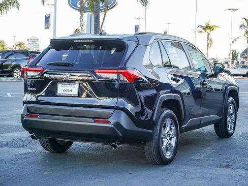 Used 2023 Toyota RAV4 XLE image 7