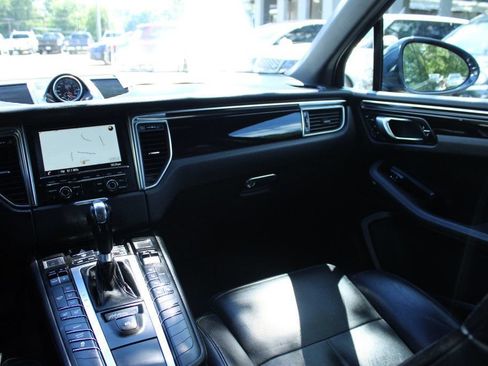 Used 2015 Porsche Macan S AWD/4WD image 16