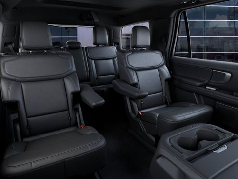 New 2027 Ford Expedition Platinum w/ Stealth Appearance Package RWD image 13