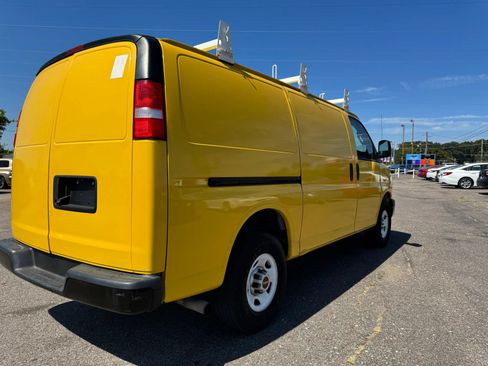 Used 2020 GMC Savana 2500 w/ Driver Convenience Package RWD image 6