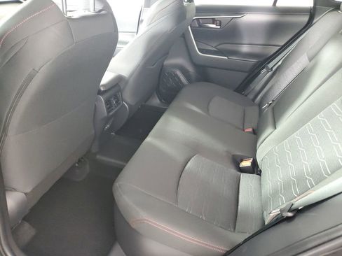 Used 2025 Toyota RAV4 SE image 13