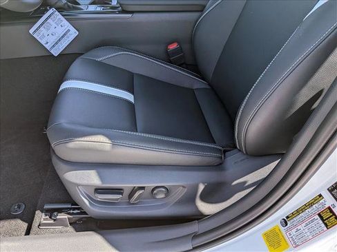New 2026 Toyota Camry SE FWD image 4