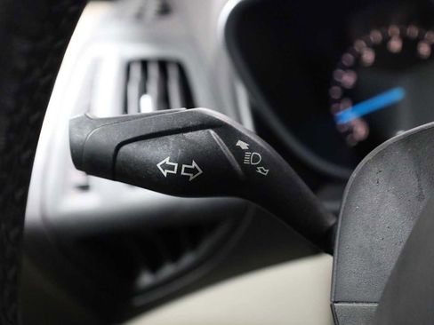 Used 2015 Ford Transit Connect Titanium image 28