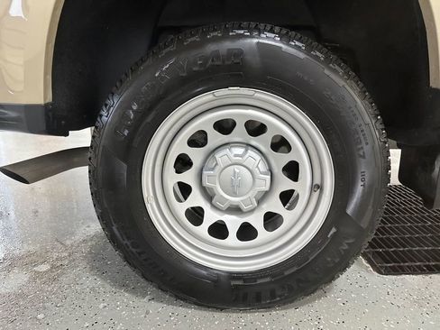 Used 2024 Chevrolet Colorado W/T image 29