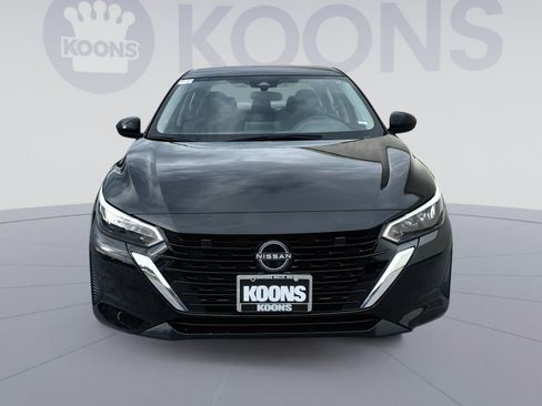 Used 2025 Nissan Sentra SV FWD image 11
