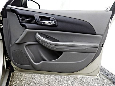 Used 2013 Chevrolet Malibu LS image 15