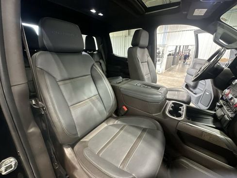 Used 2021 GMC Sierra 1500 Denali w/ Denali Ultimate Package AWD/4WD image 32