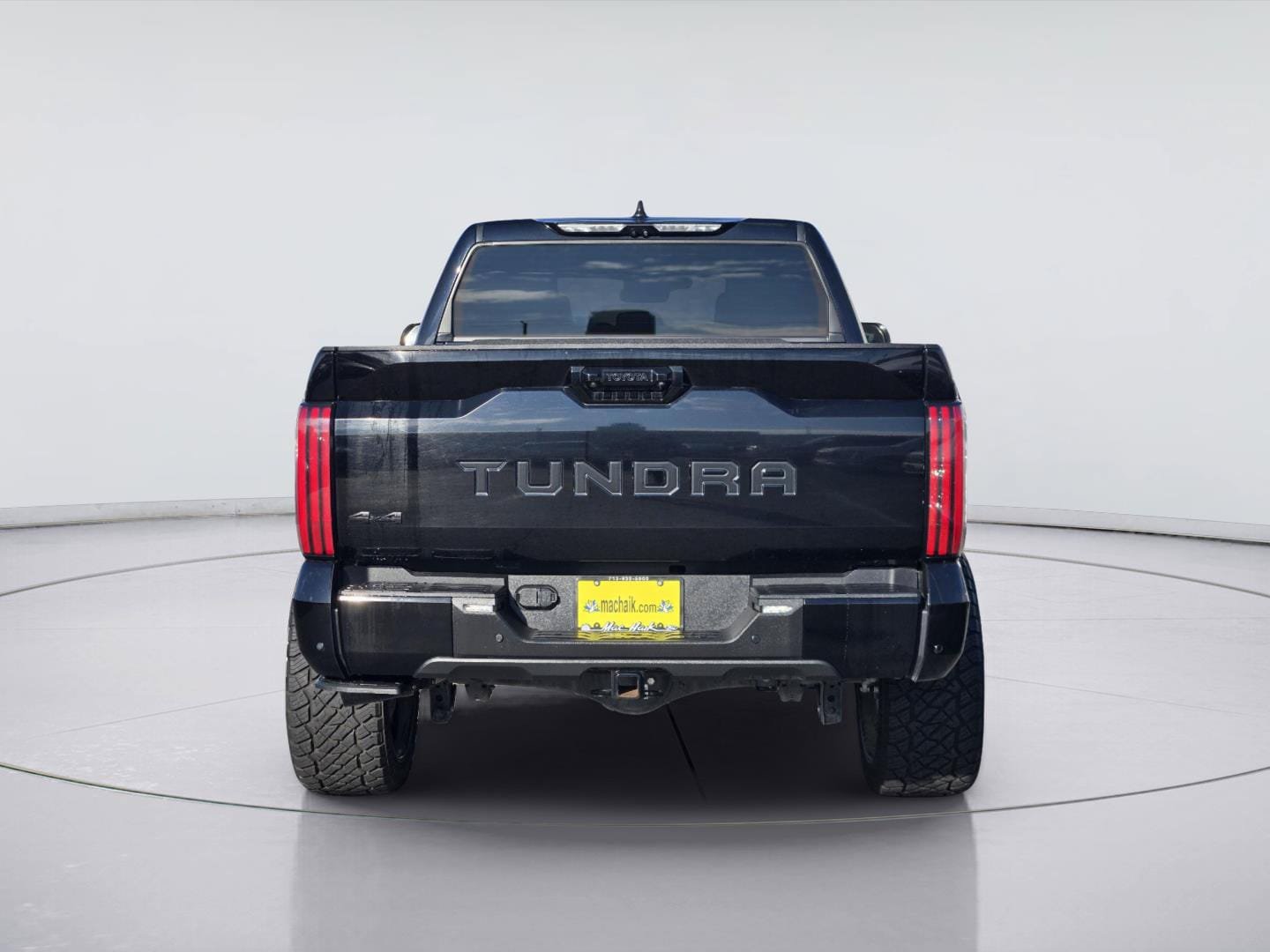 Used 2023 Toyota Tundra Platinum AWD/4WD image 7