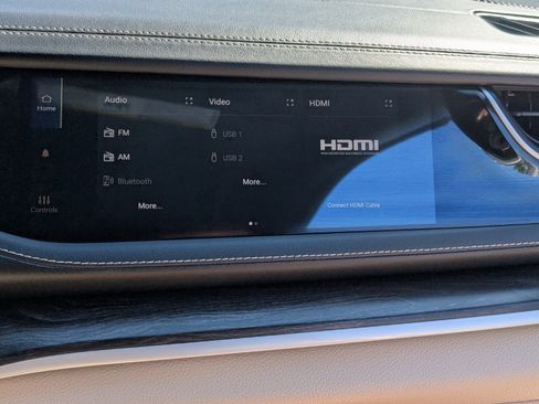 Used 2022 Jeep Grand Cherokee Limited 4xe image 34