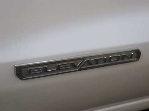 Used 2020 GMC Sierra 1500 Elevation w/ Elevation Value Package AWD/4WD image 20