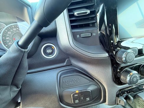 Used 2024 Dodge Durango GT image 10