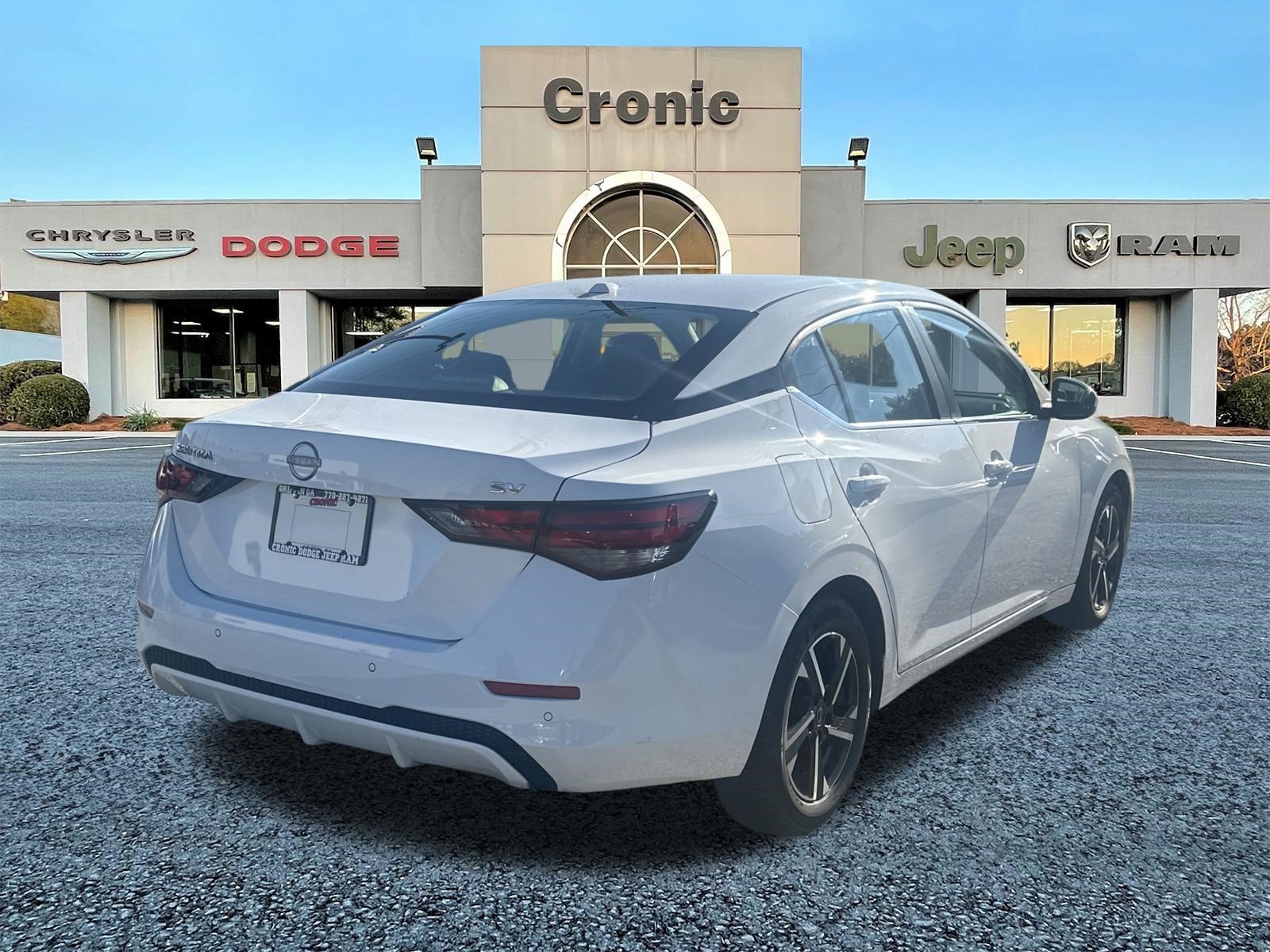 Used 2024 Nissan Sentra SV FWD image 3