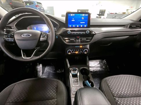 Used 2025 Ford Escape Active w/ Cold Weather Package image 15