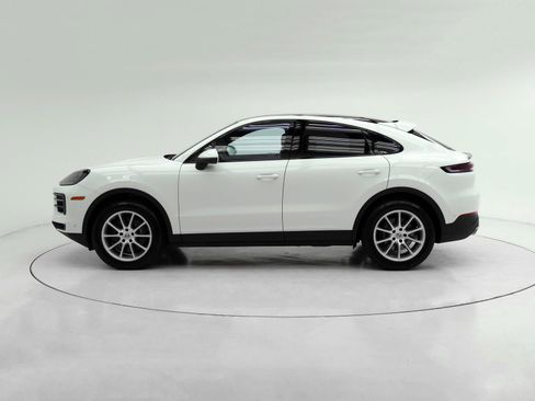 Used 2026 Porsche Cayenne Coupe AWD/4WD image 2