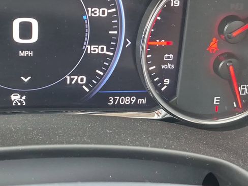 Used 2024 GMC Terrain Denali w/ Denali Premium Package image 20