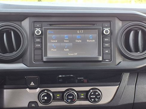 Used 2018 Toyota Tacoma SR w/ SR Convenience Package RWD image 20