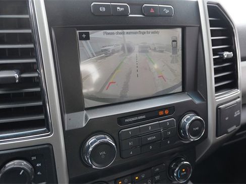 Used 2019 Ford F350 Lariat w/ FX4 Off-Road Package image 24