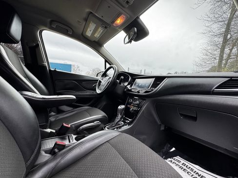 Used 2018 Buick Encore Preferred image 13