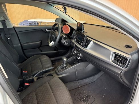 Used 2018 Kia Rio LX image 24
