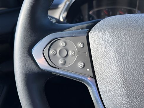 Used 2023 Chevrolet Traverse RS image 20