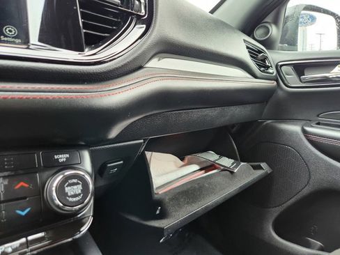 Used 2024 Dodge Durango GT image 14