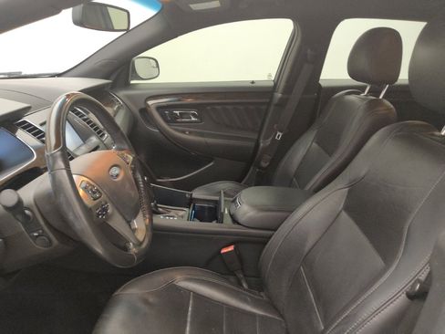 Used 2015 Ford Taurus Limited FWD image 17