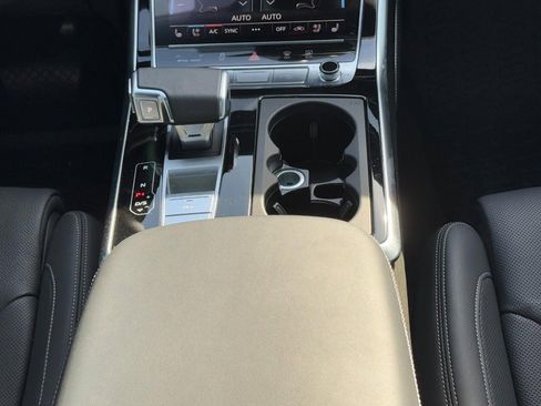 Used 2025 Audi Q7 3.0T Prestige w/ Prestige Package image 14