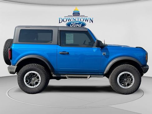 Used 2024 Ford Bronco Big Bend w/ Sasquatch Package AWD/4WD image 2