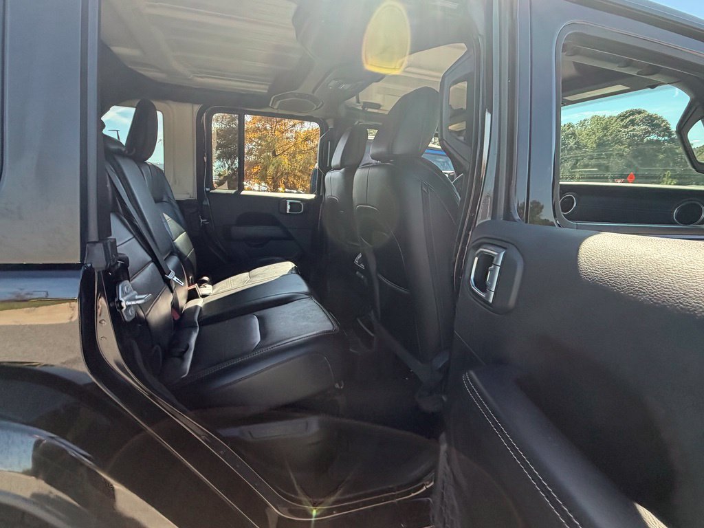 Used 2022 Jeep Wrangler Unlimited Sahara AWD/4WD image 41