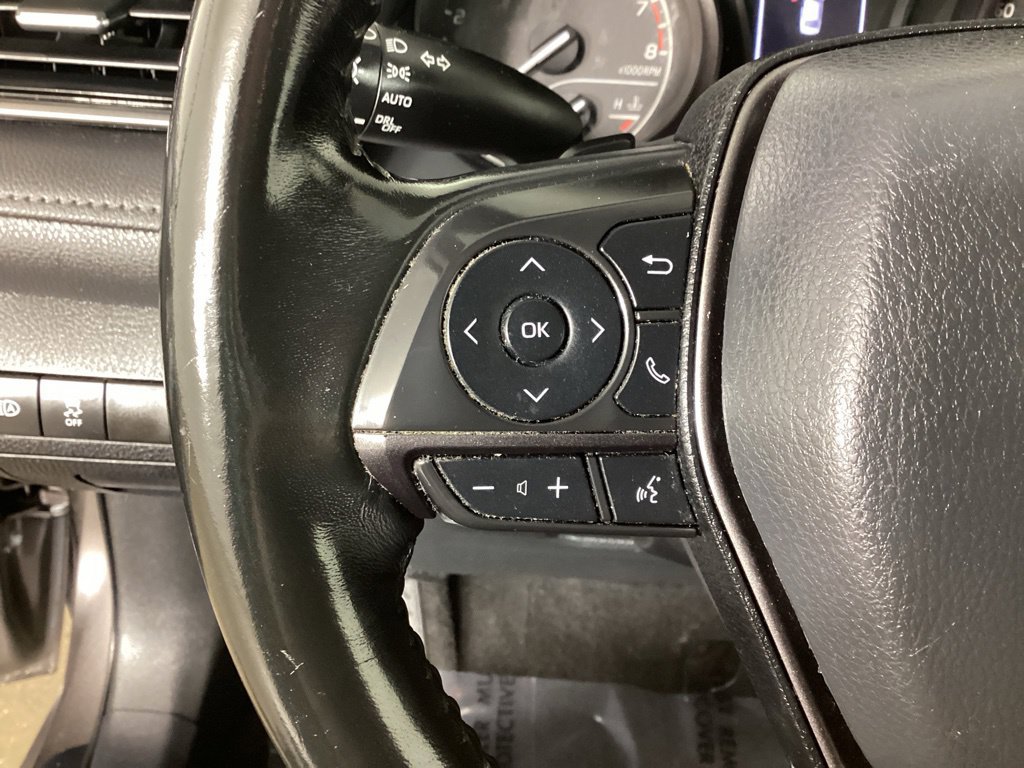 Used 2024 Toyota Camry SE FWD image 13