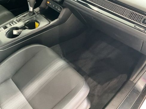 Certified 2025 Honda Civic Sport image 24